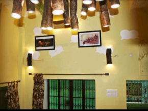 MONALISA HOSTEL